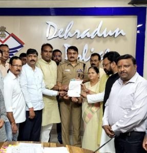 मुख्यमंत्री बदलने की अफवाह फैलाने वालों पर एक्शन