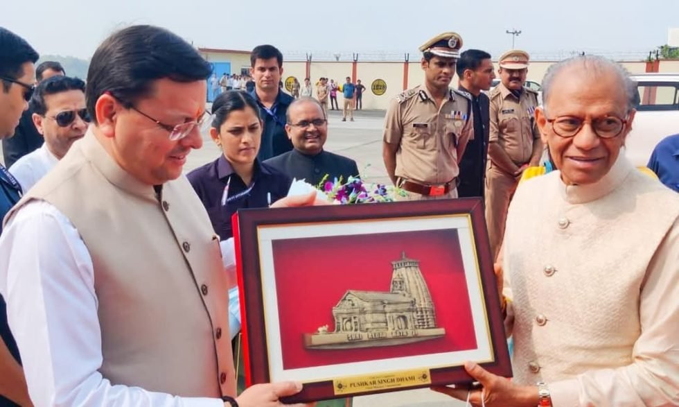 मॉरीशस के प्रधानमंत्री डॉ. नवीन रामगुलाम का जौलीग्रांट एयरपोर्ट पर स्वागत