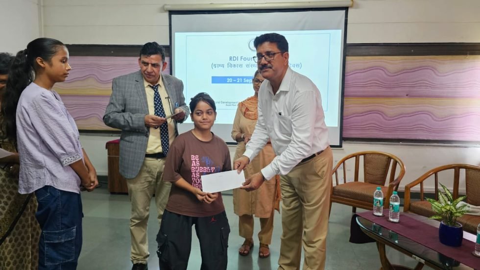 जरूरतमंद 59 बच्चों को मिली स्कॉलरशिप