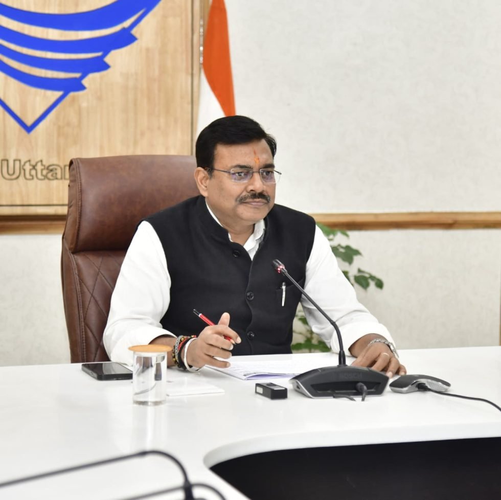 हवाई कनेक्टिविटी, पुलों का जीर्णोद्धार और ई-ऑफिस पर जोर