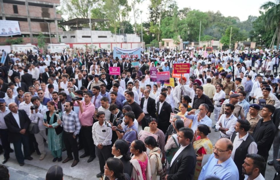 जनसंदेश रैली में दिया नशा ना करने का सन्देश