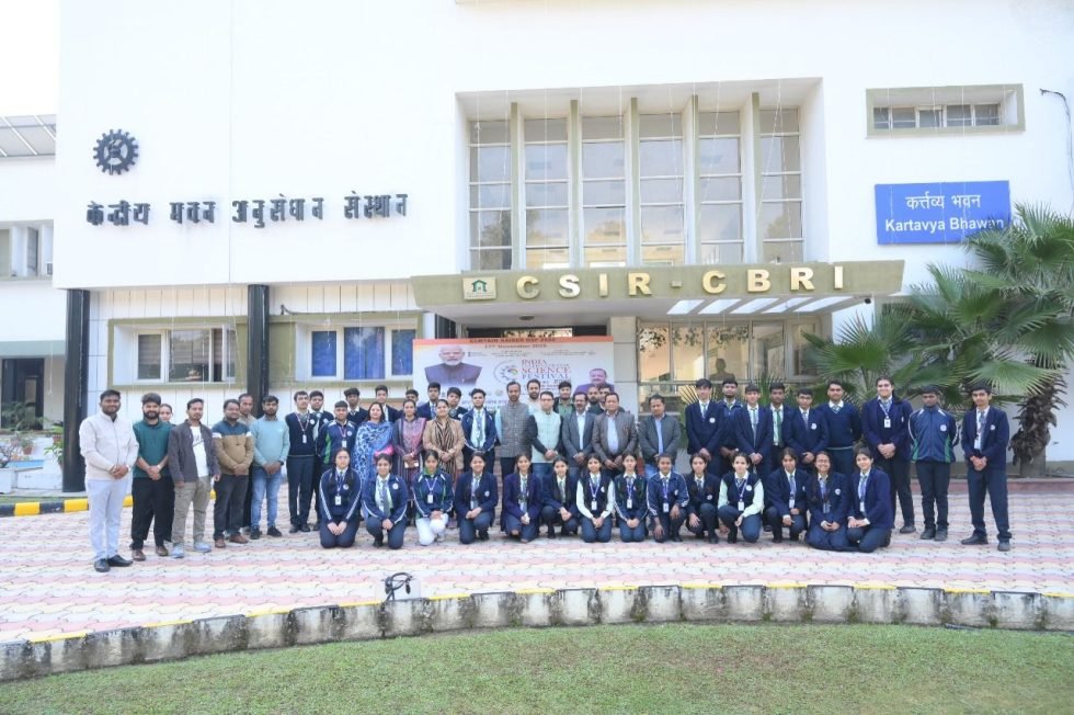 भारत अंतरराष्ट्रीय विज्ञान महोत्सव का कर्टेन रेज़र कार्यक्रम आयोजित