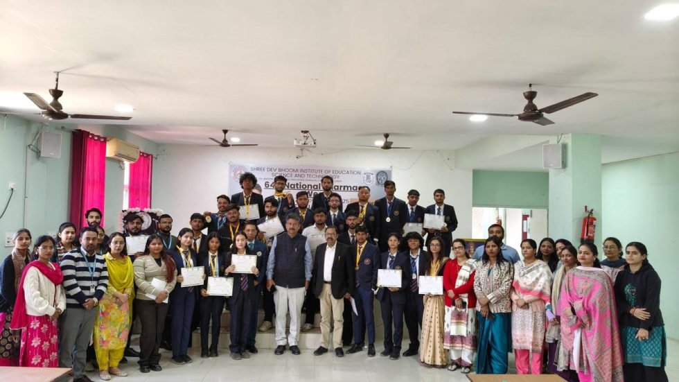श्री देव भूमि इंस्टीट्यूट में राष्ट्रीय फार्मेसी सप्ताह सम्पन्न