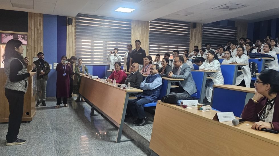 एंटीबायोटिक रेजिस्टेंस स्वास्थ्य जगत के लिए गंभीर चुनौती