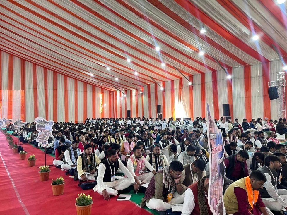 ‘कश्मीर से कन्याकुमारी, भारत माता एक हमारी’ का गूंजा स्वर