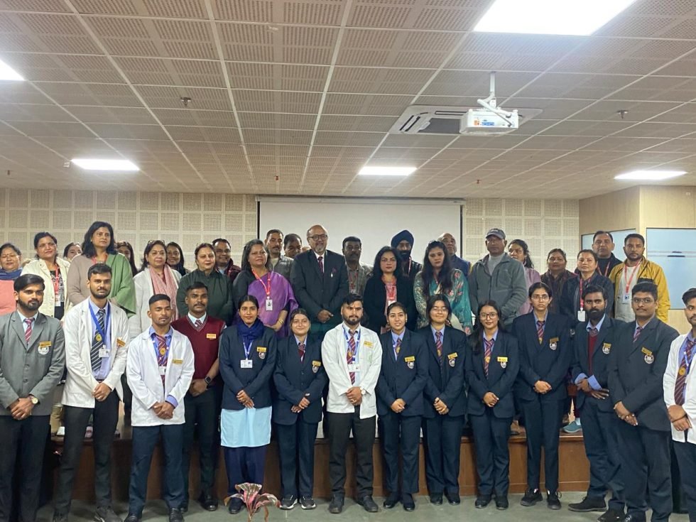 एसजीआरआर विवि में छात्र परिषद का शपथ ग्रहण समारोह सम्पन्न