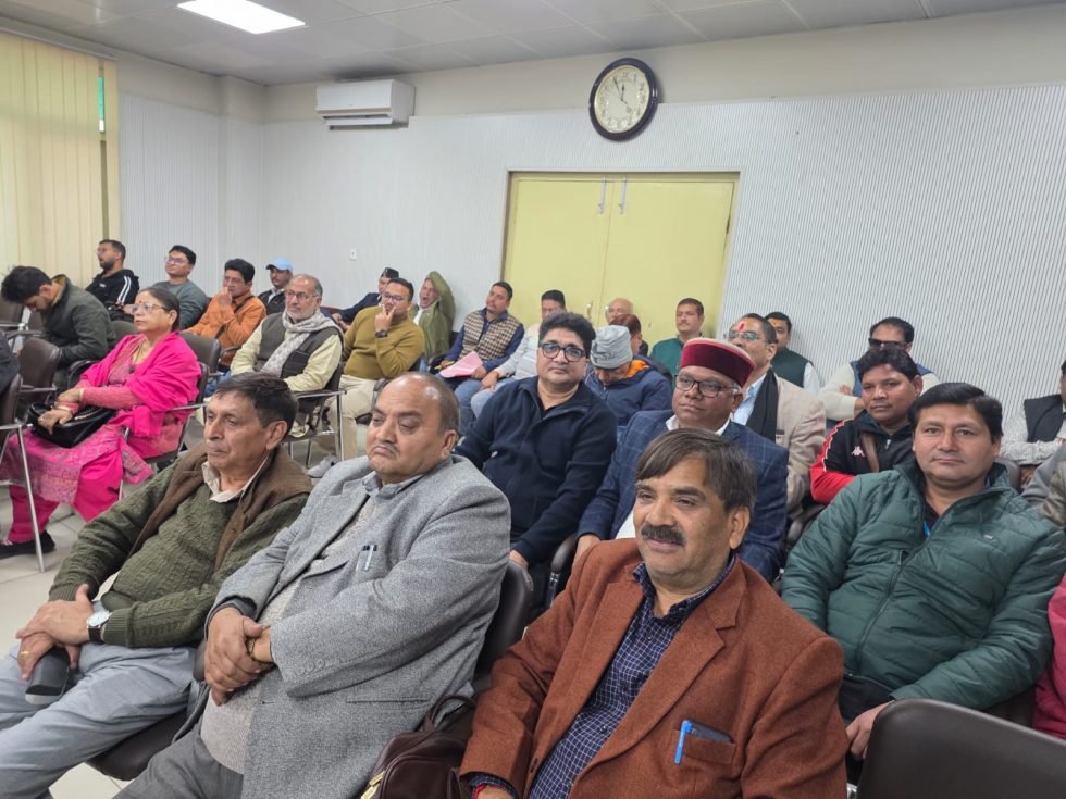 पंचायतों को केरल जैसी शक्तियाँ मिलनी चाहिए थीं, लेकिन विधायक नहीं चाहते सत्ता का हस्तांतरण