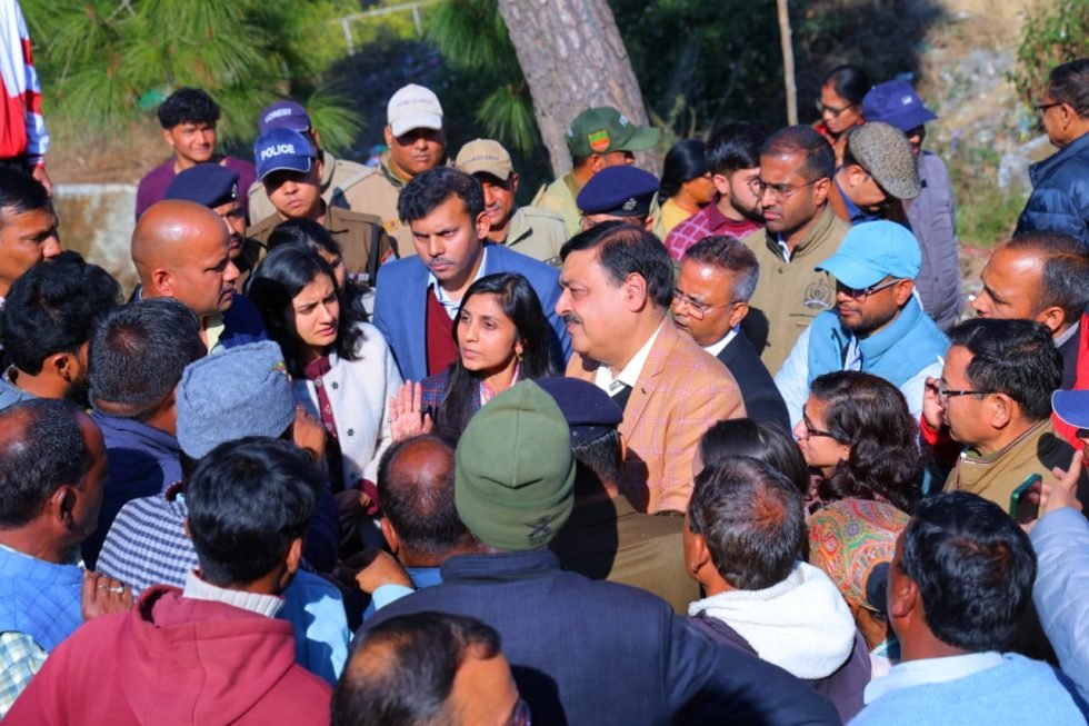 गुलदार के बढ़ते हमलों के बीच निजी शूटर मोर्चे पर