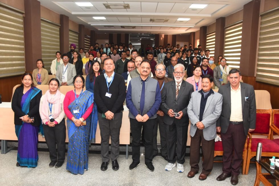 अंतर्राष्ट्रीय पर्वत दिवस-हिमालय के संसाधनों के संरक्षण पर मंथन