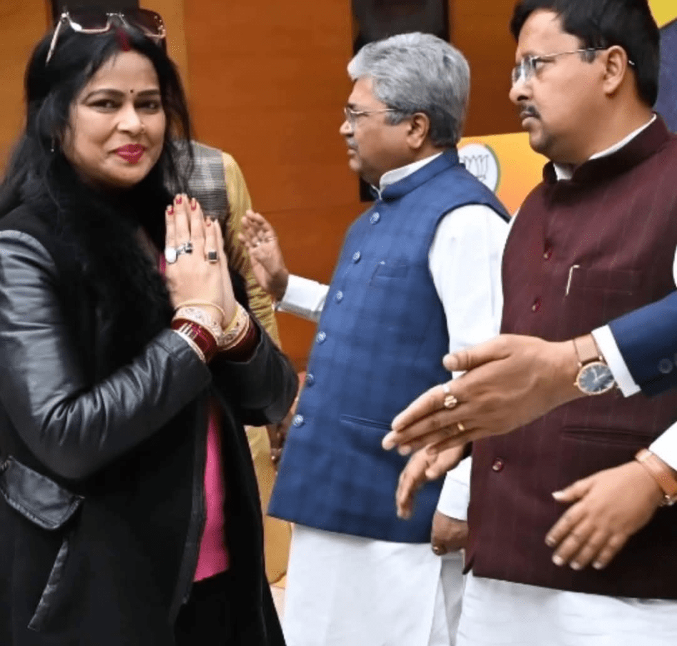 भड़की आग में भाजपा के प्रदेश अध्यक्ष महेंद्र भट्ट भी आए लपेटे में