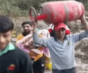 गुलदार की आंगन में ‘दस्तक’.. भालू के जख्मों से गांव हुआ वीरान